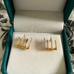 Gold earrings